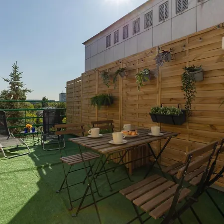 Metro Plac Wilsona Mickiewicza By Renters