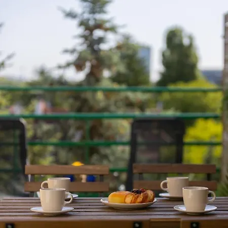 Metro Plac Wilsona Mickiewicza By Renters * Warschau