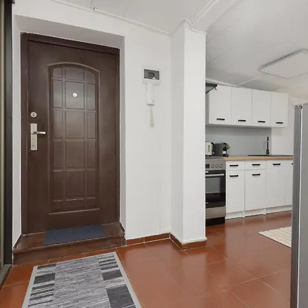 Metro Plac Wilsona Mickiewicza By Renters