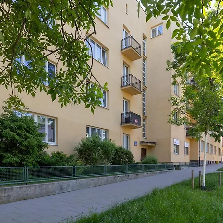 Metro Plac Wilsona Mickiewicza By Renters Apartamento