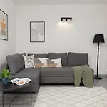 Metro Plac Wilsona Mickiewicza By Renters شقة *