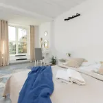 Metro Plac Wilsona Mickiewicza By Renters *
