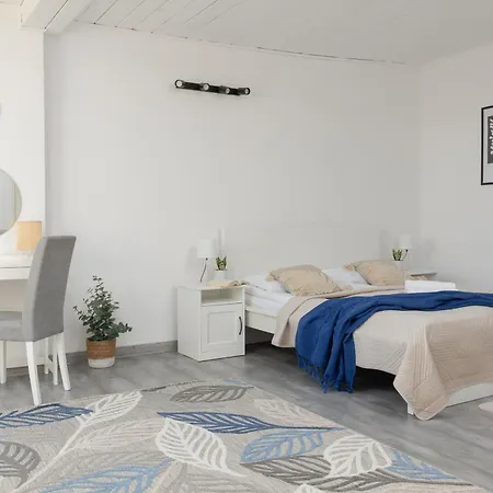 Metro Plac Wilsona Mickiewicza By Renters شقة وارسو