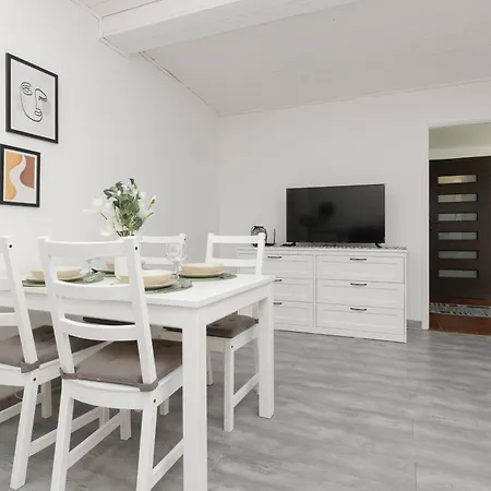 Metro Plac Wilsona Mickiewicza By Renters