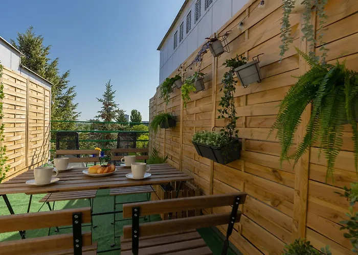 Metro Plac Wilsona Mickiewicza By Renters *